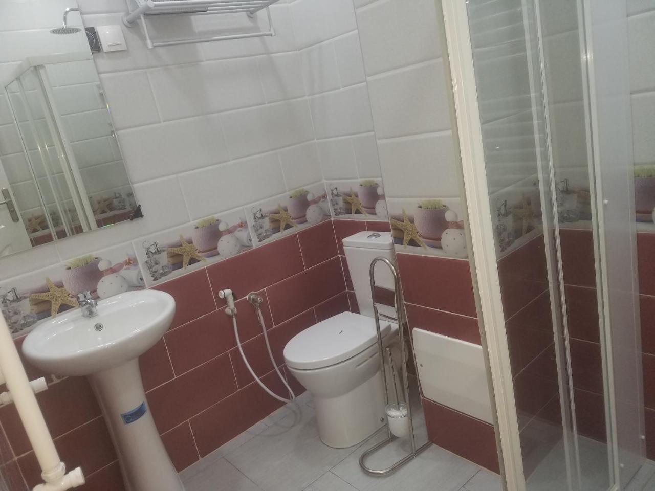 Hostel Les Pins Alger エクステリア 写真