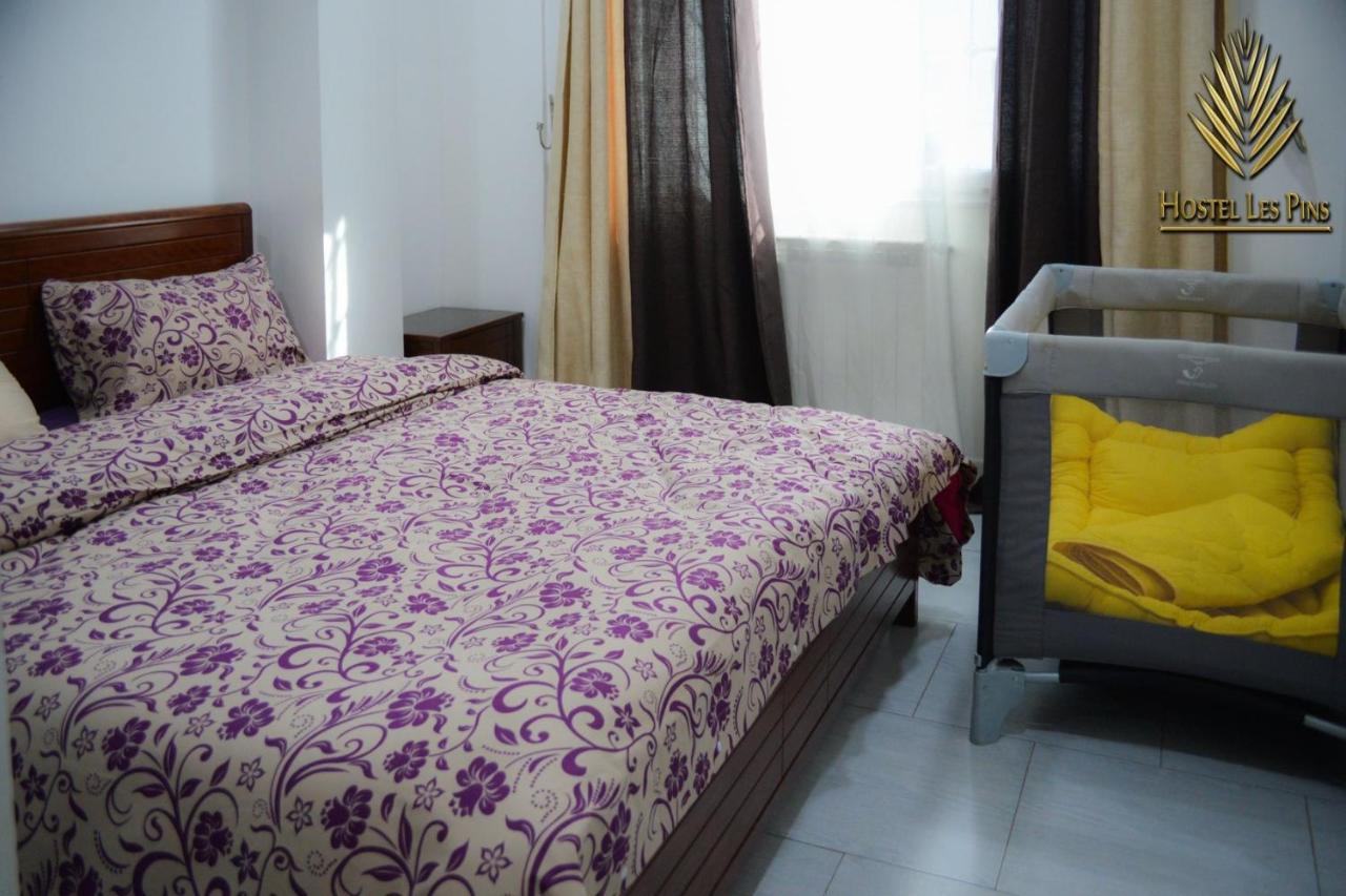 Hostel Les Pins Alger エクステリア 写真