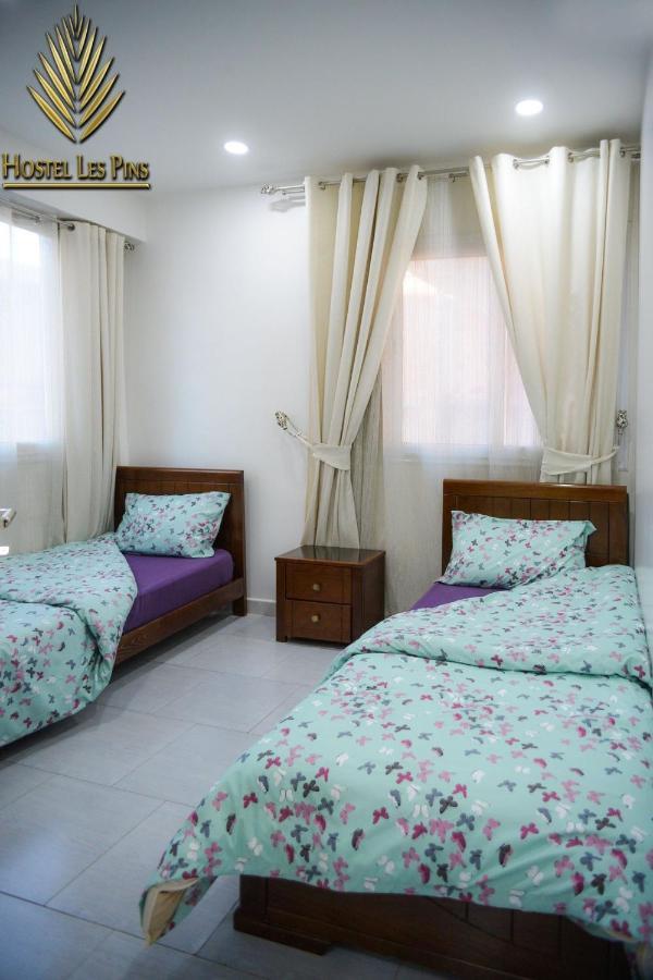Hostel Les Pins Alger エクステリア 写真